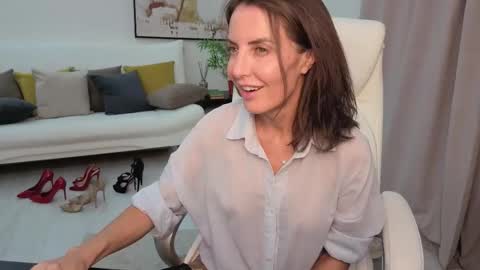 Snapshot of _beylly chatting on September 2025 03:48:02 PM Beylly online show from September 2025 03:48:02 PM
