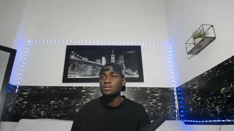 Andrew online show from September 2025 11:16:01 PM