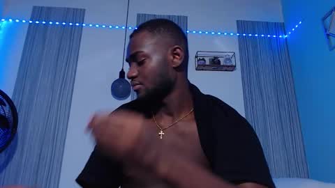 Andrew online show from October 2025 03:07:01 AM