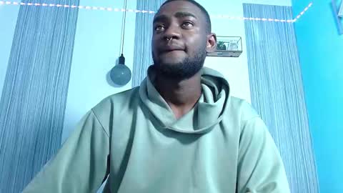 Andrew online show from October 2025 03:17:02 AM