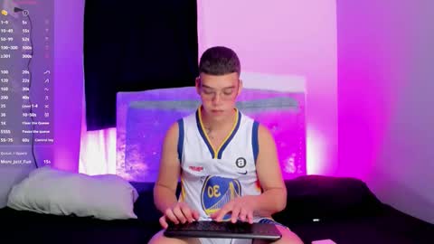 Snapshot of _blake_boy chatting on October 2025 11:09:02 AM _blake_boy online show from October 2025 11:09:02 AM