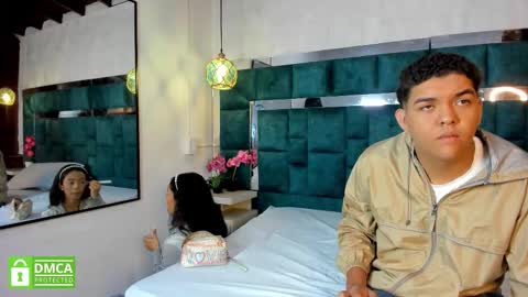 _bonnyandclyde online show from January 2026 12:32:02 PM