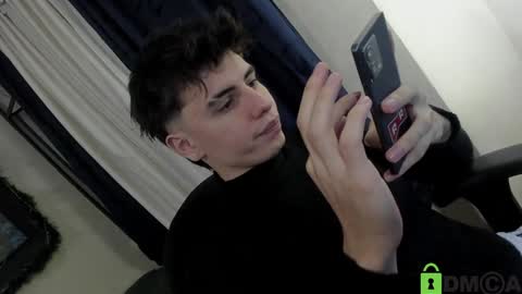 Snapshot of _broken_47 chatting on December 2024 06:43:01 AM FELIPE CAMACHO dont forget to support me with a little hand up online show from December 2024 06:43:01 AM