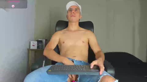 Snapshot of _bruno_bs chatting on March 2025 03:18:02 PM BRUNO online show from March 2025 03:18:02 PM