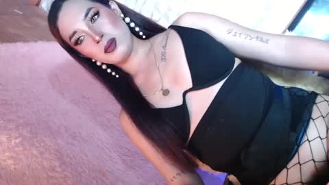 Snapshot of _caroline69 chatting on January 2025 01:48:01 AM Caroline online show from January 2025 01:48:01 AM