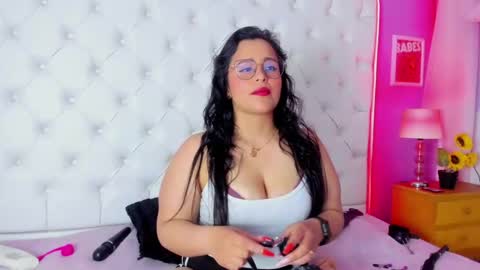 Snapshot of _carolinee_sweet chatting on December 2024 03:47:02 AM Caroline Sweet online show from December 2024 03:47:02 AM
