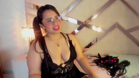 Snapshot of _carolinee_sweet chatting on January 2025 09:37:02 AM Caroline Sweet online show from January 2025 09:37:02 AM