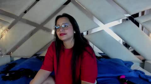 Snapshot of _carolinee_sweet chatting on January 2025 09:46:01 AM Caroline Sweet online show from January 2025 09:46:01 AM