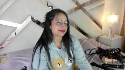 Snapshot of _carolinee_sweet chatting on January 2025 09:57:02 AM Caroline Sweet online show from January 2025 09:57:02 AM