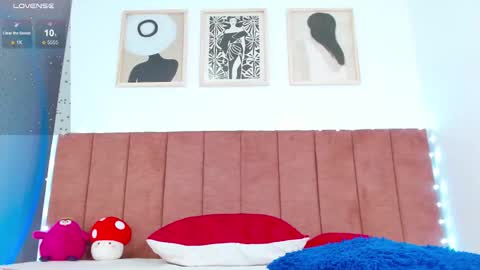 Katy online show from November 2025 01:26:02 AM