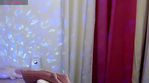 CINTHY online show from September 2025 02:35:01 AM