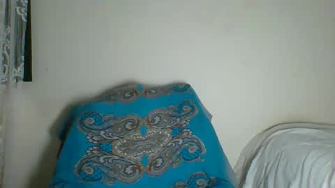 Snapshot of _clara01 chatting on January 2025 06:33:01 AM clara online show from January 2025 06:33:01 AM