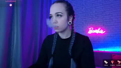 Snapshot of _crazybee_ chatting on December 2024 05:31:01 AM Nica online show from December 2024 05:31:01 AM