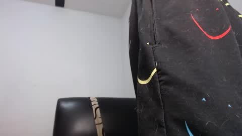  crissgex  online show from June 2026 01:11:02 AM