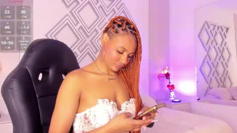 Snapshot of _curly_girl_ chatting on February 2025 07:52:02 PM online show from February 2025 07:52:02 PM