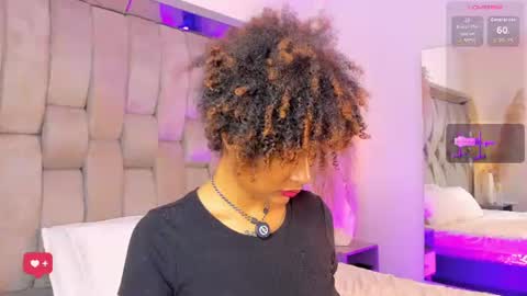 Snapshot of _curly_girl_ chatting on July 2026 03:06:02 AM online show from July 2026 03:06:02 AM