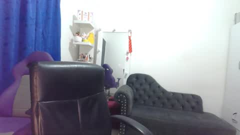 Katherine   Shedule  10pm -4 am  Colombia hour online show from February 2025 06:13:02 AM