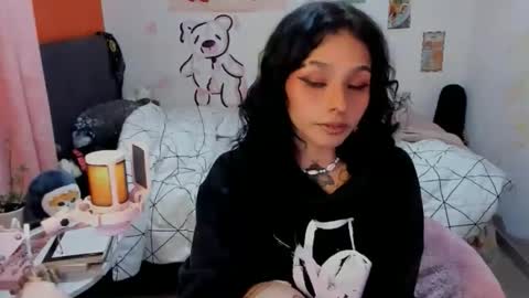 Pao online show from December 2025 04:18:02 AM