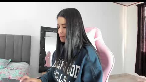 Snapshot of _elektrah chatting on February 2025 04:45:02 PM _elektrah online show from February 2025 04:45:02 PM