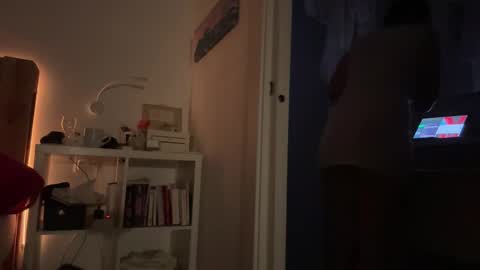  elena barra online show from October 2025 12:31:02 AM