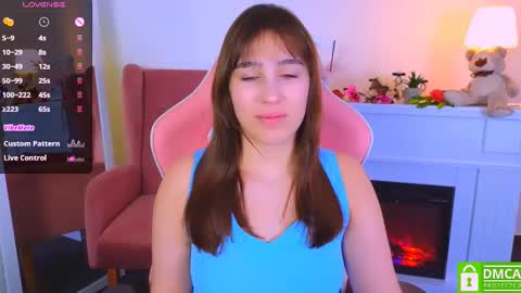 Snapshot of _eliizabeth__ chatting on February 2025 09:41:02 PM Lizzy online show from February 2025 09:41:02 PM