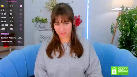 Snapshot of _eliizabeth__ chatting on February 2025 02:29:02 AM Lizzy online show from February 2025 02:29:02 AM