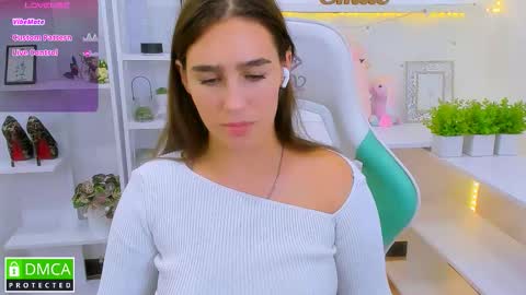 Snapshot of _eliizabeth__ chatting on September 2025 09:58:02 PM Lizzy online show from September 2025 09:58:02 PM