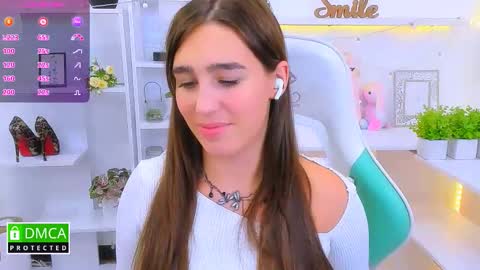 Snapshot of _eliizabeth__ chatting on September 2025 09:58:01 PM Lizzy online show from September 2025 09:58:01 PM