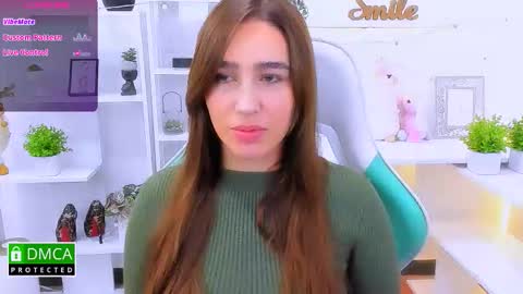 Snapshot of _eliizabeth__ chatting on September 2025 10:02:01 PM Lizzy online show from September 2025 10:02:01 PM