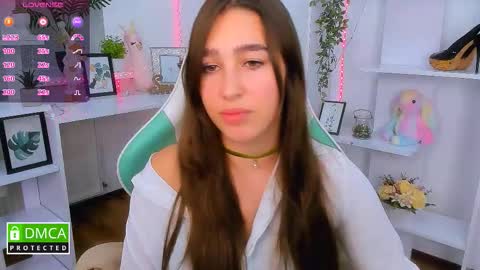 Snapshot of _eliizabeth__ chatting on October 2025 10:15:01 PM Lizzy online show from October 2025 10:15:01 PM