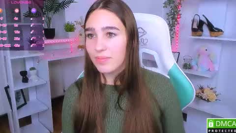 Snapshot of _eliizabeth__ chatting on November 2025 10:52:01 PM Lizzy online show from November 2025 10:52:01 PM