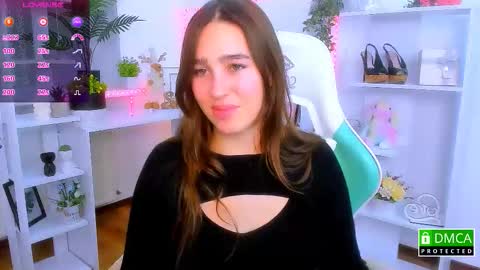 Snapshot of _eliizabeth__ chatting on December 2025 10:48:01 PM Lizzy online show from December 2025 10:48:01 PM