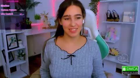 Snapshot of _eliizabeth__ chatting on December 2025 10:38:02 PM Lizzy online show from December 2025 10:38:02 PM