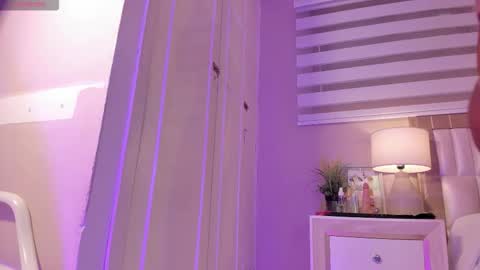 Hi Im Emily online show from January 2026 11:37:01 AM