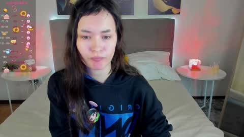 _emily__strike_ online show from September 2025 08:03:02 AM