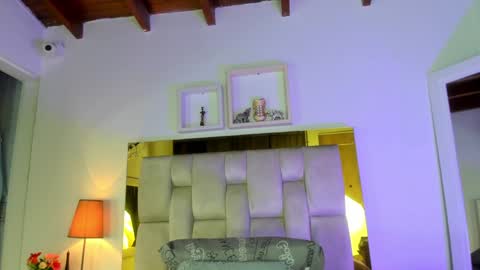 Isabella online show from February 2025 12:06:02 PM