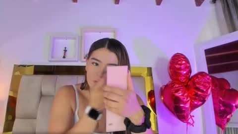 Isabella online show from February 2025 12:06:02 PM