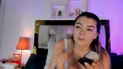 Isabella online show from February 2026 12:04:02 PM