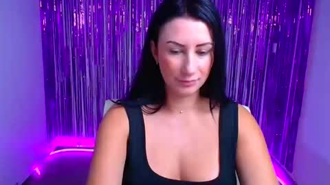 Emma online show from September 2025 11:54:01 AM