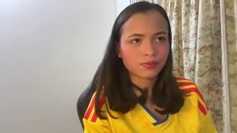 Snapshot of _evil_queen_ chatting on July 2026 04:51:02 AM Jessica online show from July 2026 04:51:02 AM