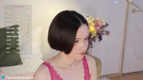 Essie  online show from December 2024 09:15:02 PM