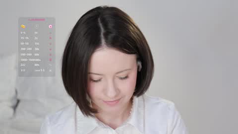 Essie  online show from February 2025 08:44:02 AM