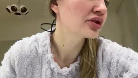  Flora  online show from January 2026 09:51:02 PM