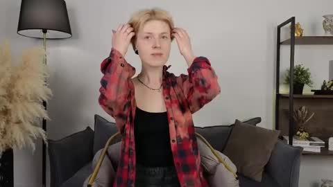 Snapshot of _freirene chatting on February 2026 01:45:02 PM Iren online show from February 2026 01:45:02 PM