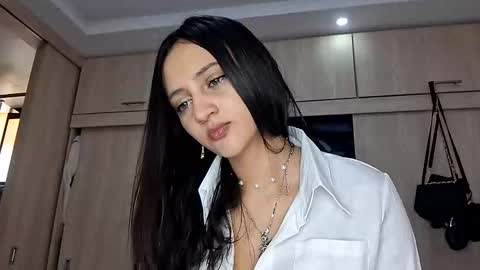 Gabby online show from December 2025 04:22:01 PM