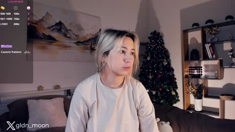 Rina online show from December 2024 07:33:01 PM