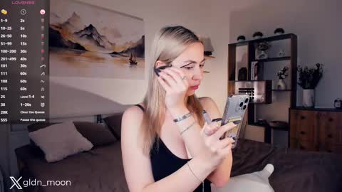 Rina online show from February 2025 07:41:02 PM