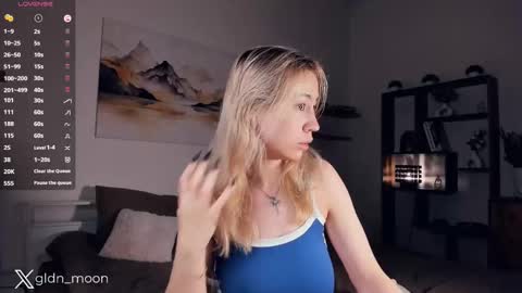 Rina online show from February 2025 07:38:01 PM