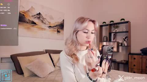 Rina online show from October 2025 07:33:01 PM