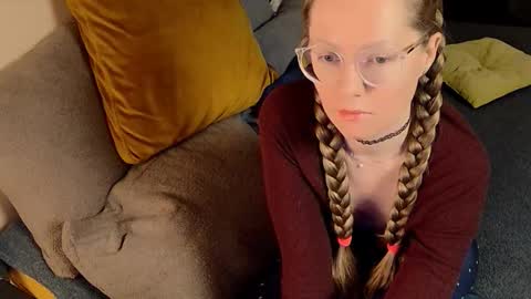 Snapshot of _goldilocks__ chatting on October 2025 06:12:01 PM _goldilocks__ online show from October 2025 06:12:01 PM